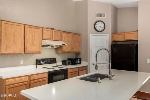 Kitchen - 4618 E South Fork Dr, Phoenix, AZ 85044 photo 1 of 3