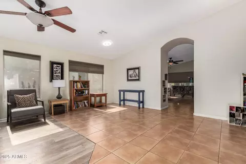 Living - 4618 E South Fork Dr, Phoenix, AZ 85044 photo 2 of 3