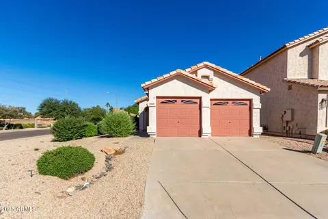 3230 E Kristal Way, Phoenix, AZ 85050