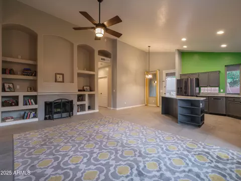 720 E Goldenrod St, Phoenix, AZ 85048 photo 9