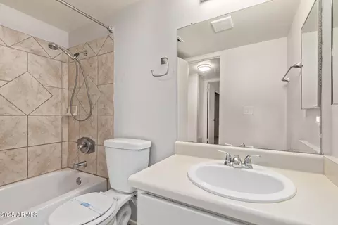 2228 E Campbell Ave #234, Phoenix, AZ 85016 photo 20