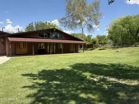 984 E Alvey Ln, Cornville, AZ 86325