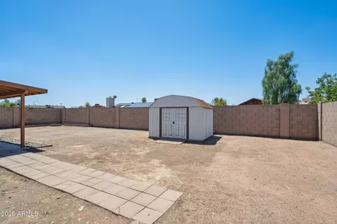 Exterior - 3937 W Sweetwater Ave, Phoenix, AZ 85029 photo 3 of 3