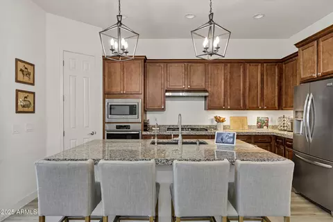 Kitchen - 3122 E Appaloosa Rd, Gilbert, AZ 85296 photo 3 of 7