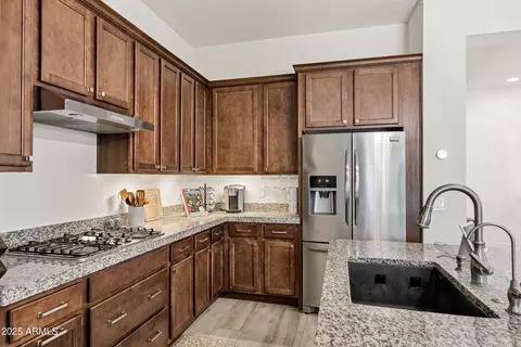 Kitchen - 3122 E Appaloosa Rd, Gilbert, AZ 85296 photo 5 of 7