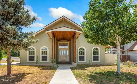 2155 E Chisholm Trl, Flagstaff, AZ 86005