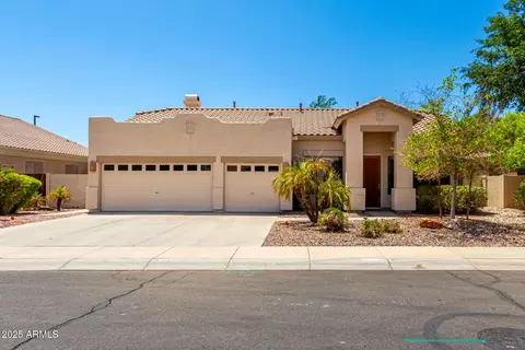 Exterior - 1954 S Marble St, Gilbert, AZ 85295 photo 2 of 10