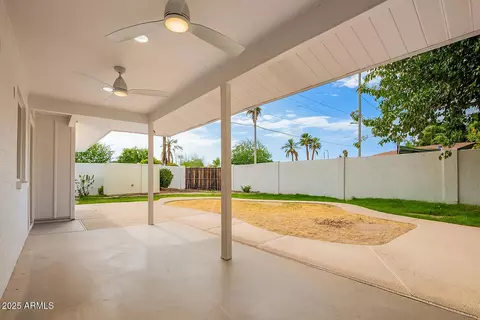 Exterior - 1202 E Palmaire Ave, Phoenix, AZ 85020 photo 3 of 5