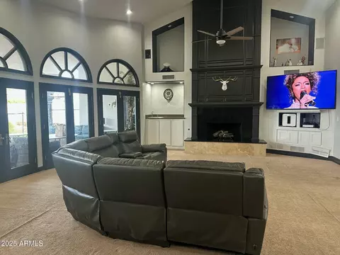 Living - 14623 N 15th Dr, Phoenix, AZ 85023 photo 1 of 1