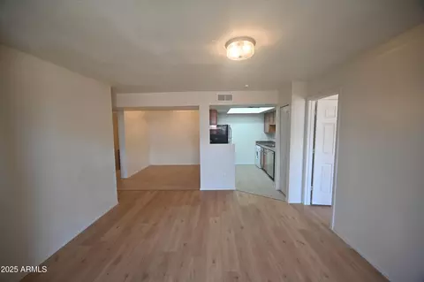 16602 N 25th St #110, Phoenix, AZ 85032