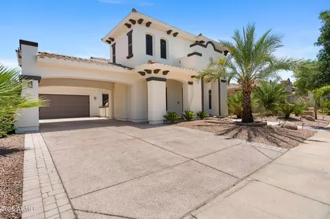 3799 S Skyline Dr, Gilbert, AZ 85297