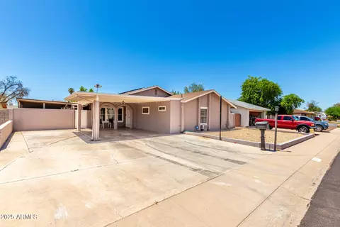 5635 W Puget Ave, Glendale, AZ 85302