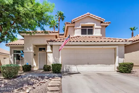 1332 E Muriel Dr, Phoenix, AZ 85022