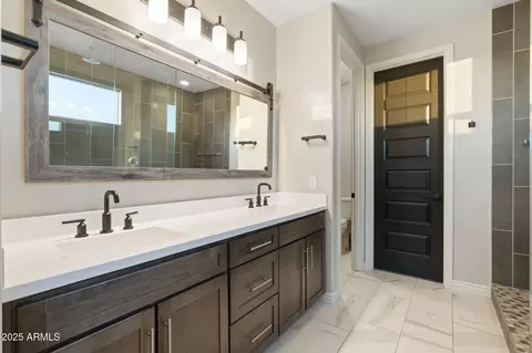 110 E Pasaro Dr, Phoenix, AZ 85085 photo 25
