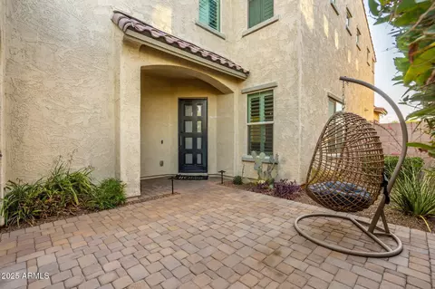 110 E Pasaro Dr, Phoenix, AZ 85085 photo 7