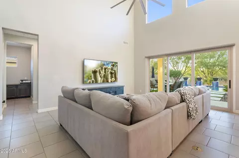 110 E Pasaro Dr, Phoenix, AZ 85085 photo 10