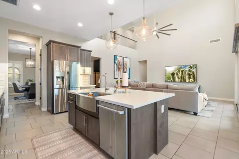 110 E Pasaro Dr, Phoenix, AZ 85085 photo 15
