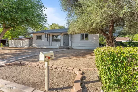 209 Sylvan Rd, Wickenburg, AZ 85390