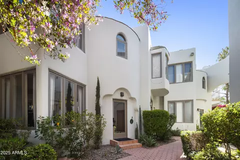 4955 E Indian School Rd #4, Phoenix, AZ 85018