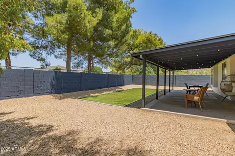 Exterior - 1338 E Tonto Ln, Phoenix, AZ 85024 photo 6 of 6