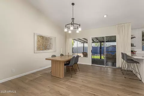 Dining - 1338 E Tonto Ln, Phoenix, AZ 85024 photo 1 of 1