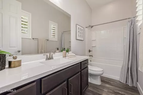 Bath - 9809 E Strobe Ave, Mesa, AZ 85212 photo 4 of 6
