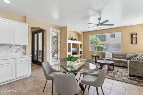 Dining - 4159 E Shannon St, Gilbert, AZ 85295 photo 2 of 3