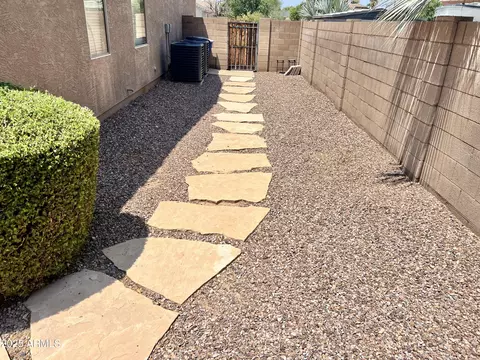 Exterior - 4159 E Shannon St, Gilbert, AZ 85295 photo 7 of 10
