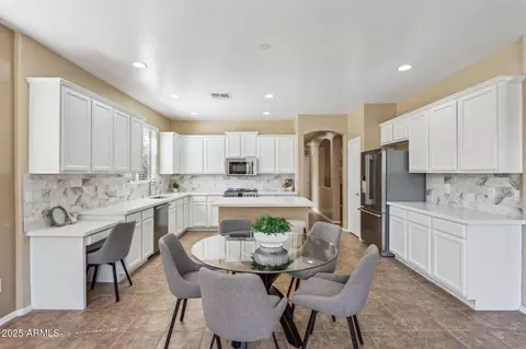 4159 E Shannon St, Gilbert, AZ 85295