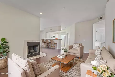 600 W Grove Pkwy #2101, Tempe, AZ 85283