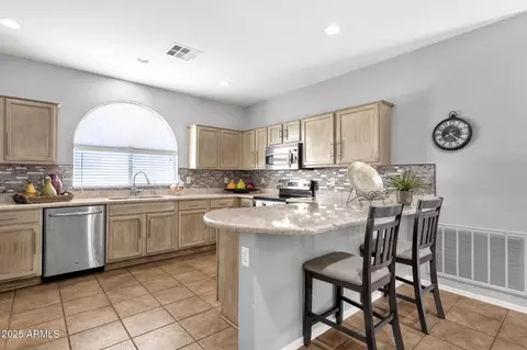 Kitchen - 4092 E Donato Dr, Gilbert, AZ 85298 photo 1 of 4