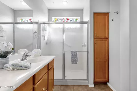 Bath - 4092 E Donato Dr, Gilbert, AZ 85298 photo 3 of 3