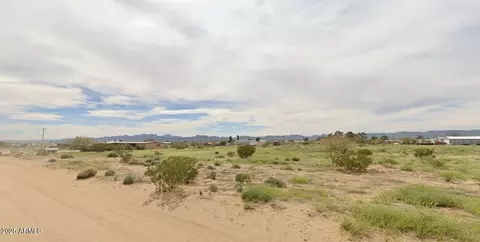 3687 N Mobile Rd #226, Golden Valley, AZ 86413