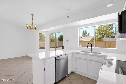 943 E Inca St, Mesa, AZ 85203 photo 15