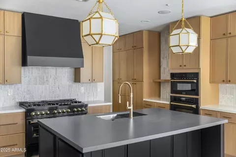 Kitchen - 3102 E Agritopia Loop N, Gilbert, AZ 85296 photo 2 of 3