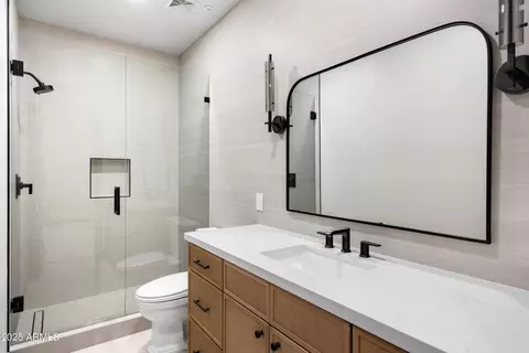 Bath - 3102 E Agritopia Loop N, Gilbert, AZ 85296 photo 11 of 11