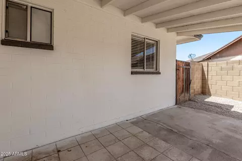 Exterior - 329 W Aspen Ave, Gilbert, AZ 85233 photo 8 of 9