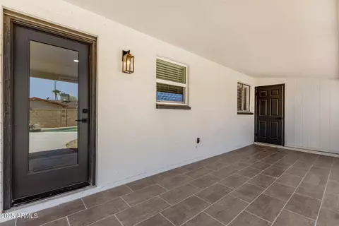 Exterior - 329 W Aspen Ave, Gilbert, AZ 85233 photo 4 of 9
