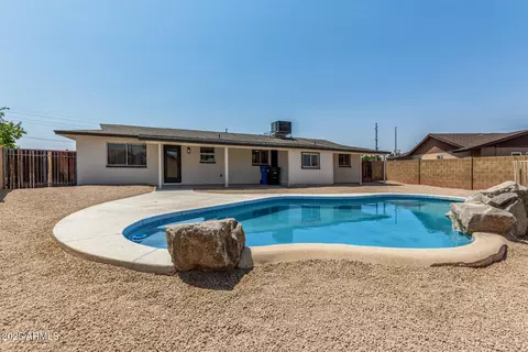 Exterior - 329 W Aspen Ave, Gilbert, AZ 85233 photo 5 of 9