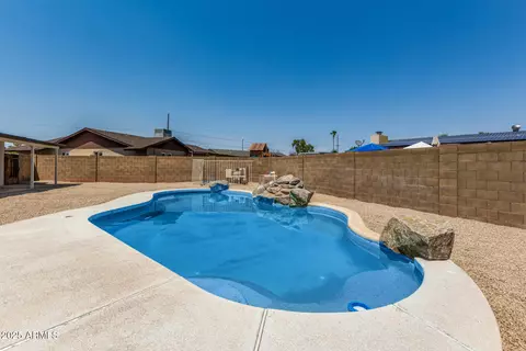 Exterior - 329 W Aspen Ave, Gilbert, AZ 85233 photo 2 of 9