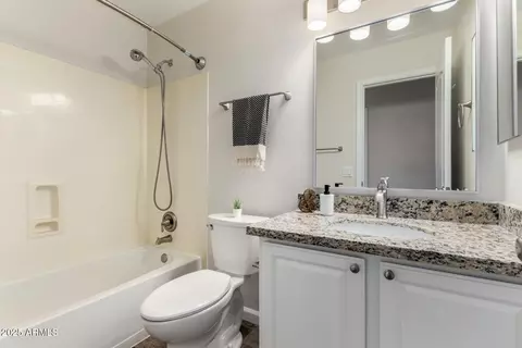 Bath - 3961 E Lexington Ave, Gilbert, AZ 85234 photo 3 of 3