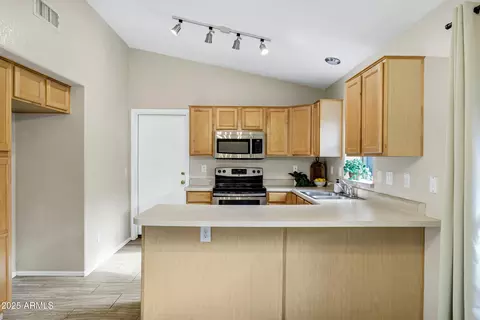 Kitchen - 9836 E Osage Ave, Mesa, AZ 85212 photo 1 of 4