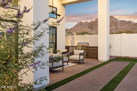 Exterior - 1819 E Myrtle Ave, Phoenix, AZ 85020 photo 9 of 16