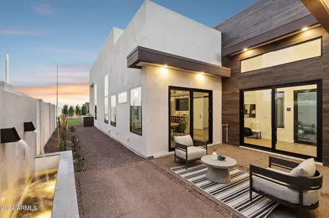 Exterior - 1819 E Myrtle Ave, Phoenix, AZ 85020 photo 6 of 16