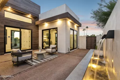 Exterior - 1819 E Myrtle Ave, Phoenix, AZ 85020 photo 8 of 16