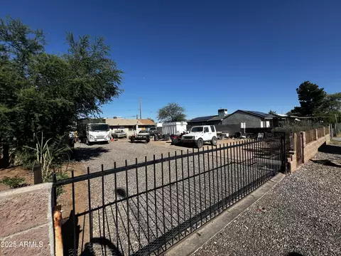 839 S 30th Dr, Phoenix, AZ 85009
