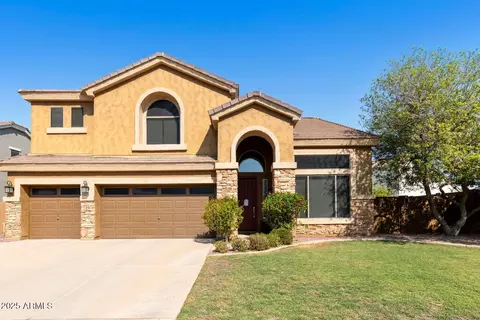 496 N Sabino Dr, Gilbert, AZ 85234