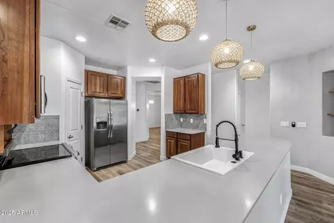 Kitchen - 11436 E Sonrisa Ave, Mesa, AZ 85212 photo 2 of 5