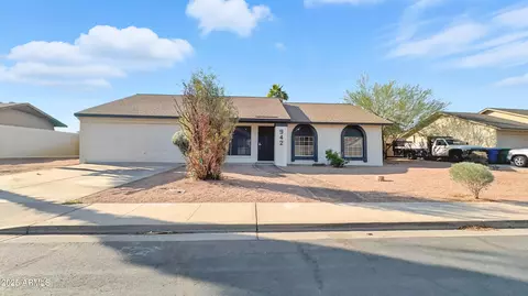 942 E Greenway St, Mesa, AZ 85203