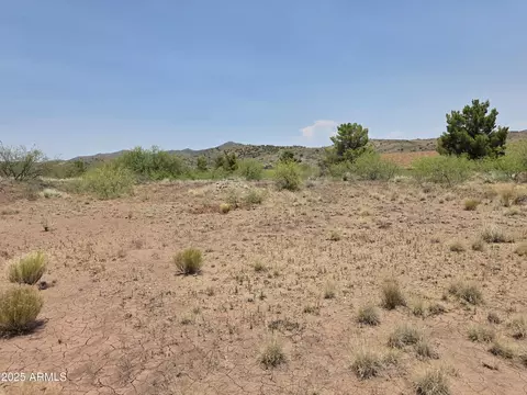 12280 S Caballo Ter #350, Mayer, AZ 86333